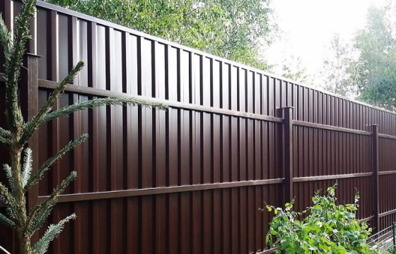 Паркан з профнастилу